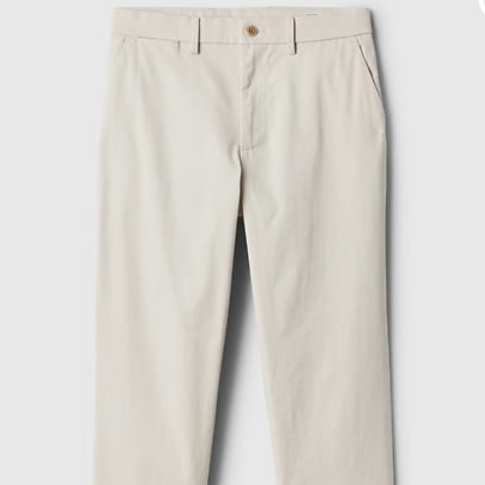 Mens gap modern got khakis.